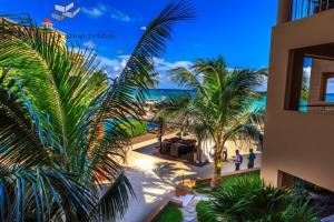 Ocean Front Condo With Full Amenities Sleeps 6 Playa del Carmen Zewnętrze zdjęcie